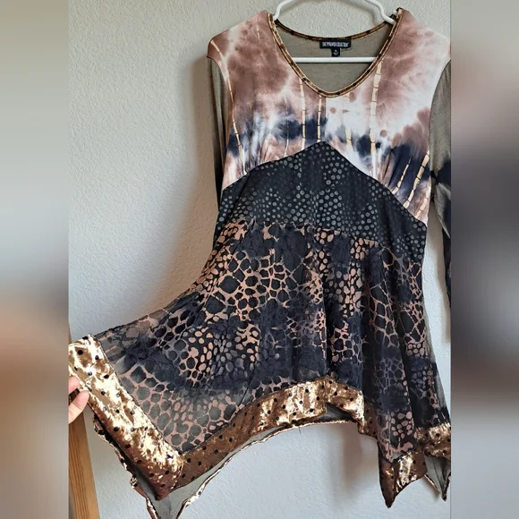 The Pyramid Collection Y2K Mixed Print Asymmetric Hemline Velvet Sheer Polkadot - Picture 3 of 11